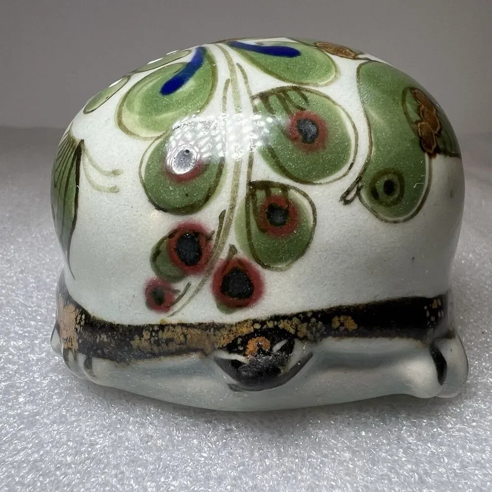 KEN EDWARDS HAND PAINTED MEXICAN POTTERY TURTLE FIGURINE 3.5” MEXICO FOLK ART